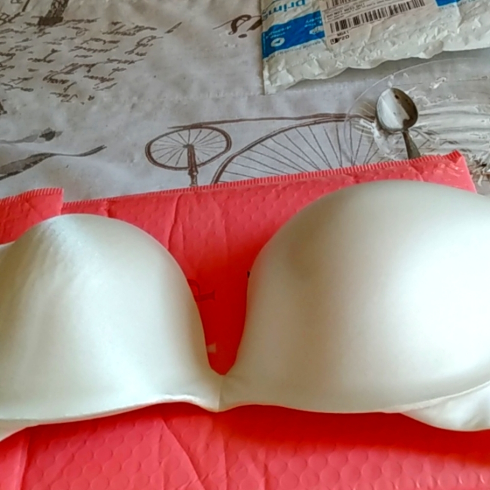 Cacique Underwire bra size 40B